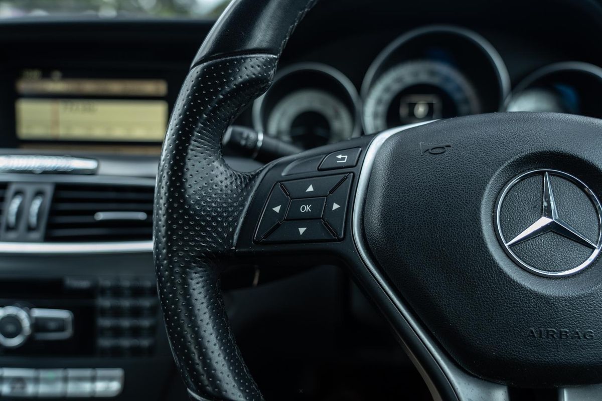 2012 Mercedes-Benz C-Class C250 BlueEFFICIENCY Avantgarde W204