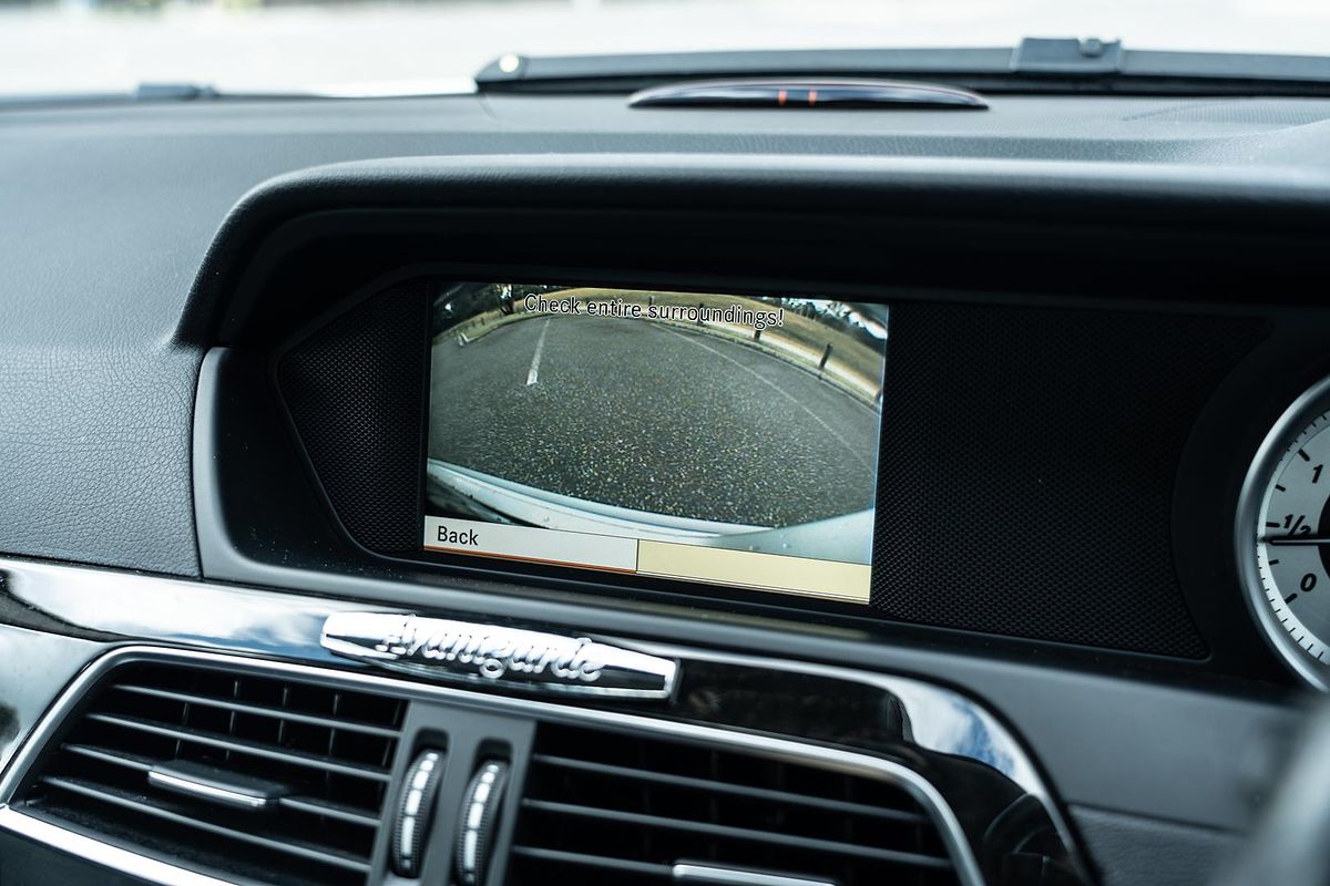2012 Mercedes-Benz C-Class C250 BlueEFFICIENCY Avantgarde W204