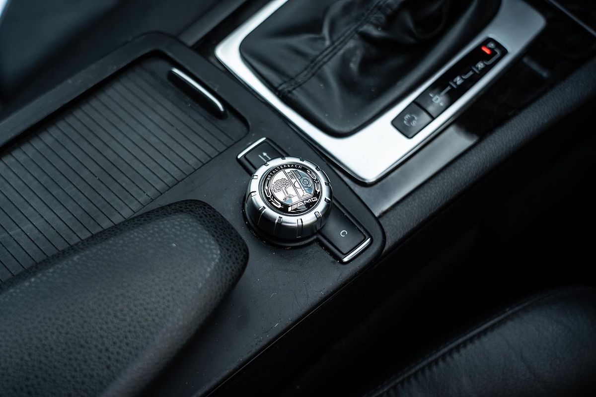 2012 Mercedes-Benz C-Class C250 BlueEFFICIENCY Avantgarde W204