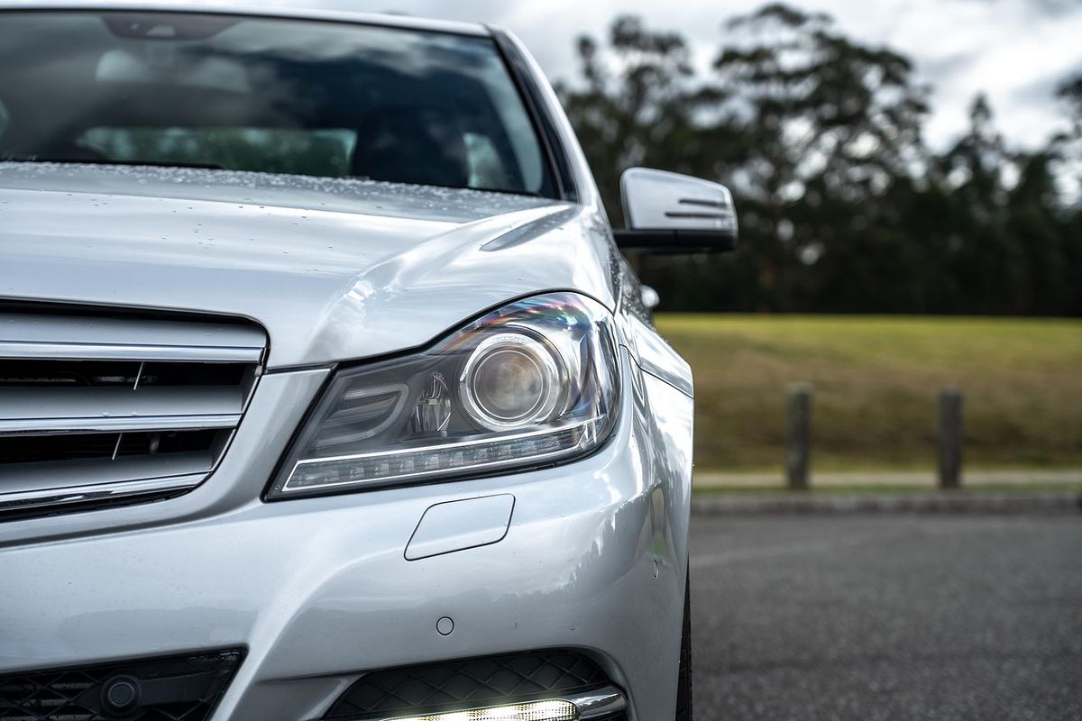 2012 Mercedes-Benz C-Class C250 BlueEFFICIENCY Avantgarde W204