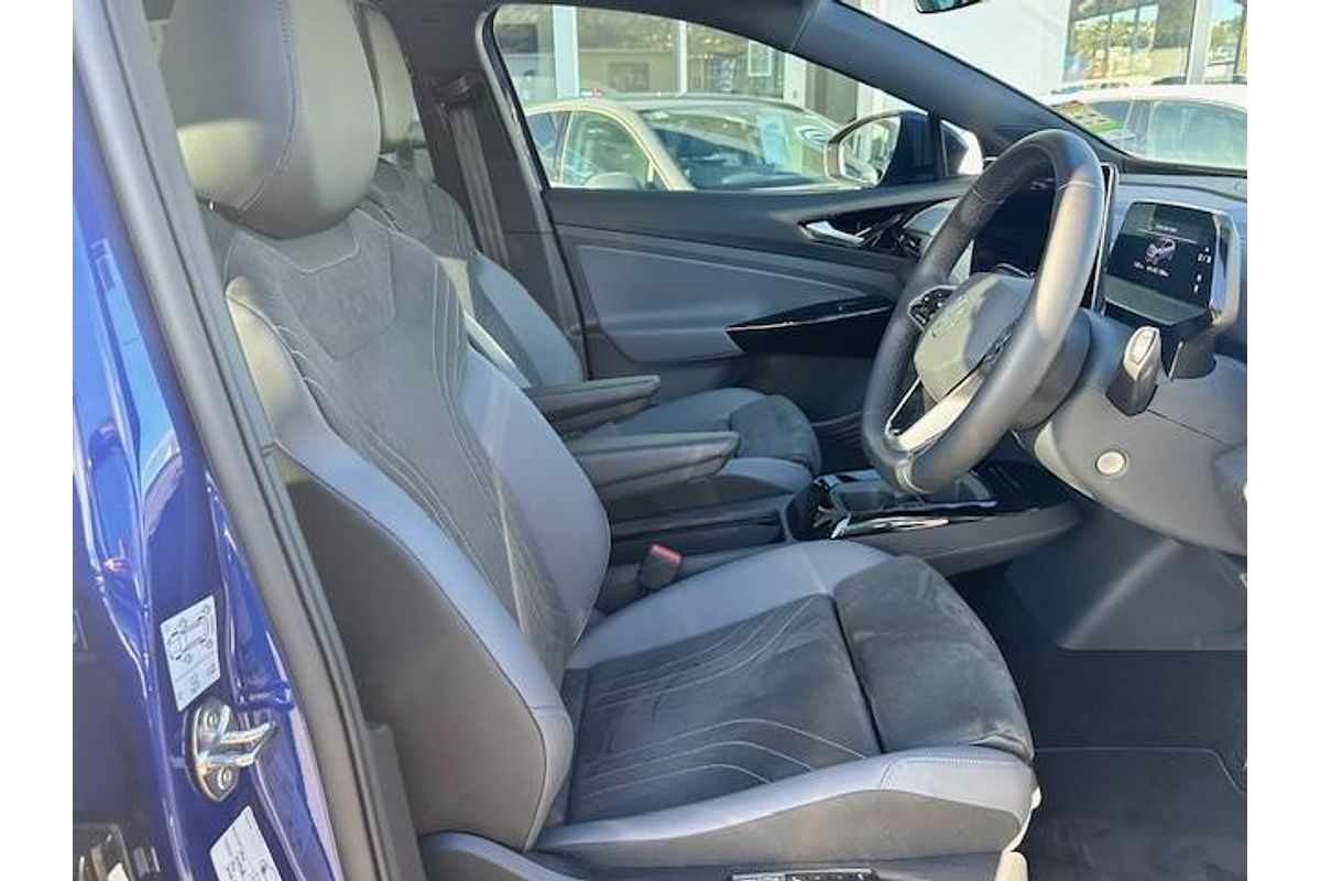 2025 Volkswagen ID.4 Pro E2