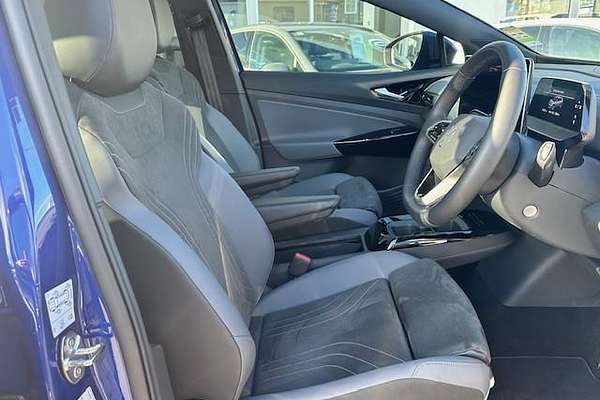 2025 Volkswagen ID.4 Pro E2