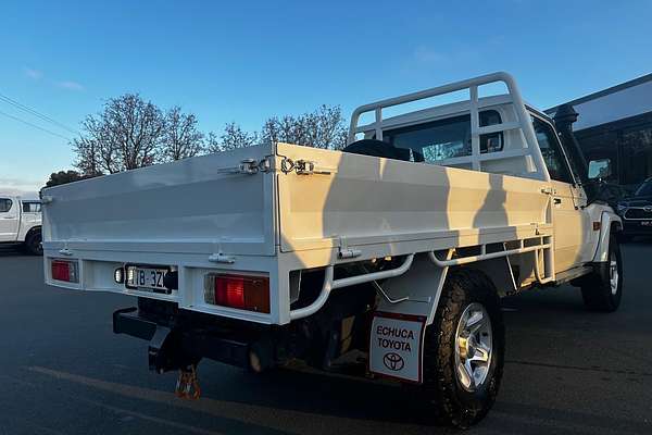 2022 Toyota LC Military LC Military GXL 4.5L T Diesel Manual Single C/Chassis VDJ79R 4X4
