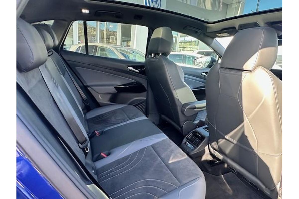2025 Volkswagen ID.4 Pro E2