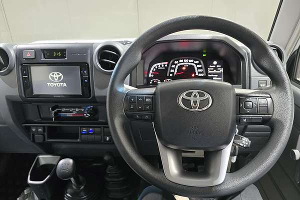 2024 Toyota LC Military LC Military Workmate 4.5L T Diesel Manual Dual Cab Chassis VDJL79R 4X4