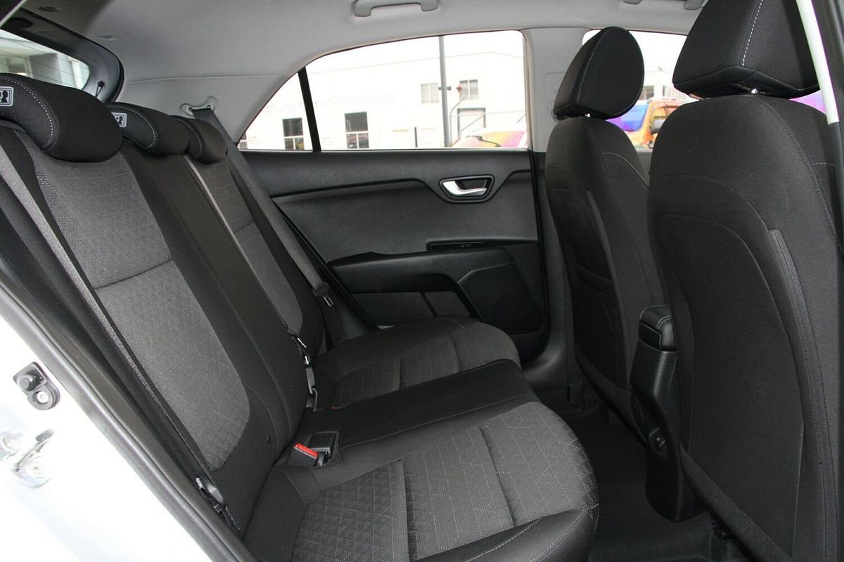 2019 Kia Rio S YB
