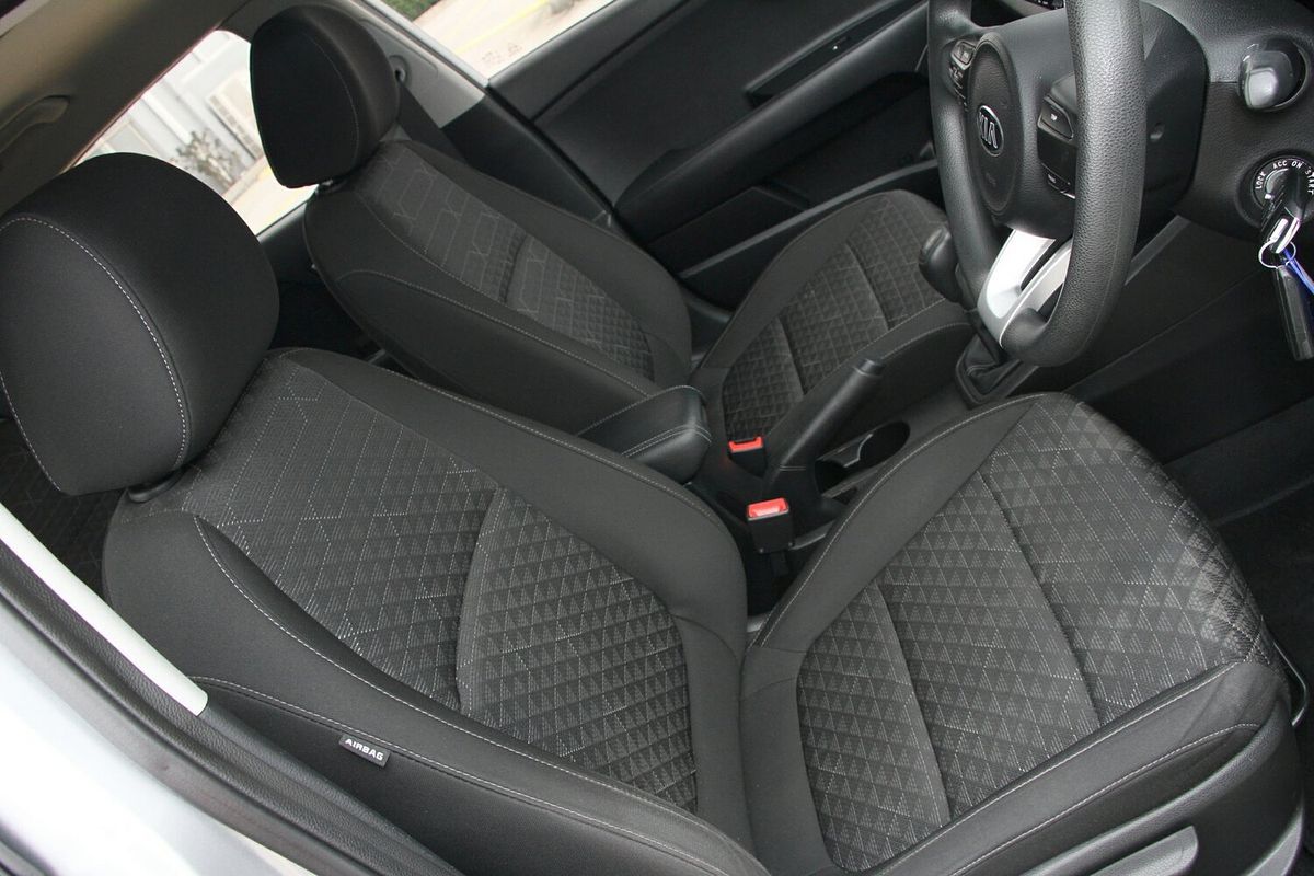 2019 Kia Rio S YB