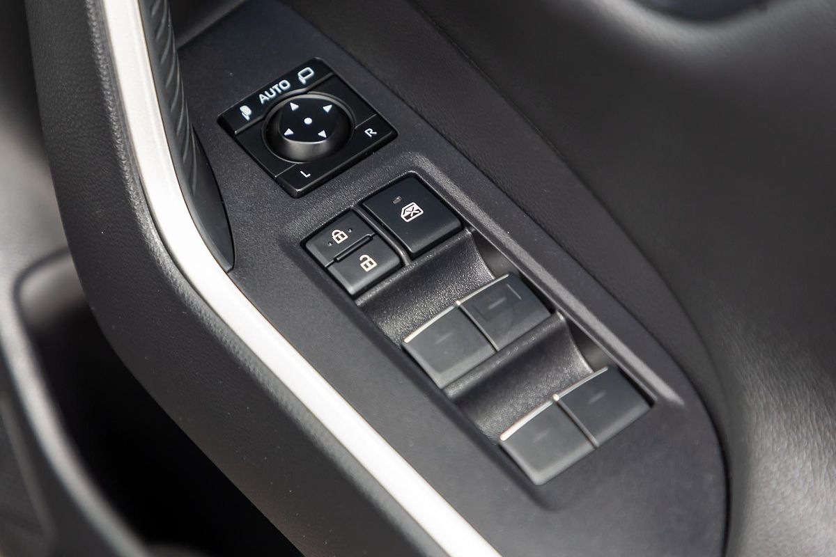 2024 Toyota RAV4 Cruiser AXAH52R