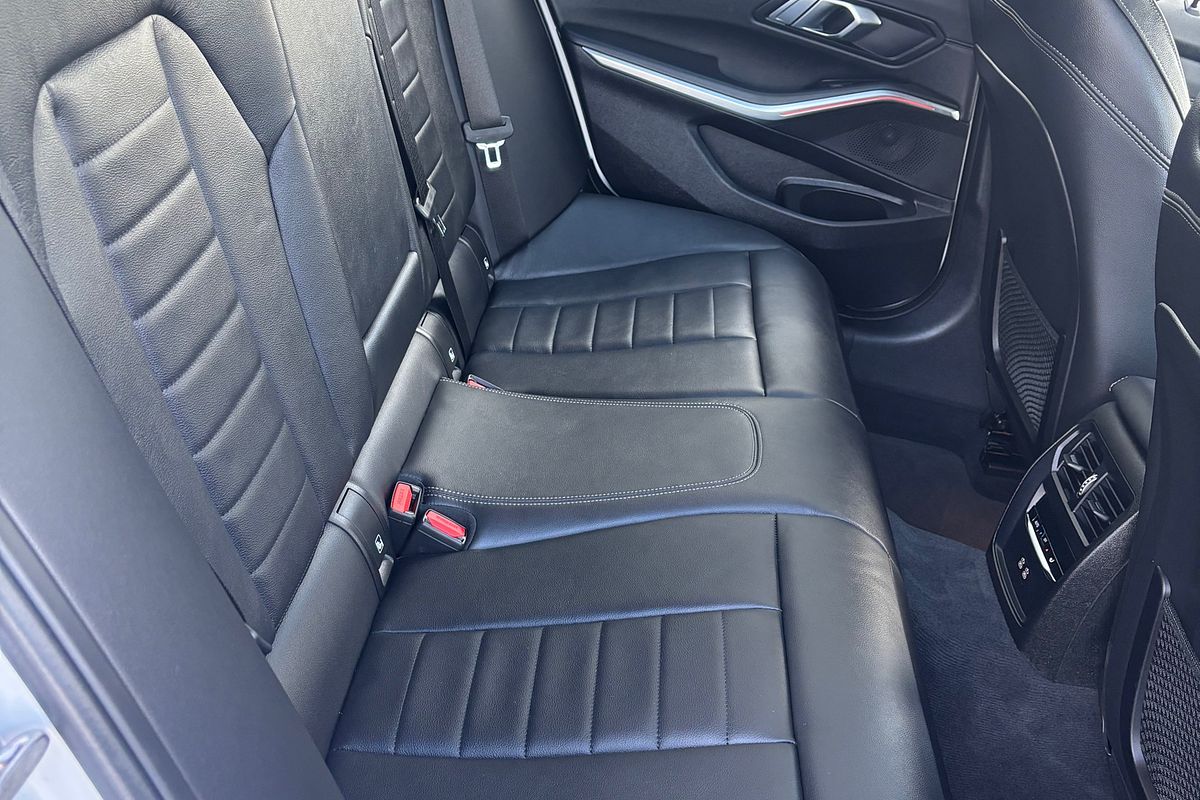 2021 BMW 3 Series 330i M Sport G21