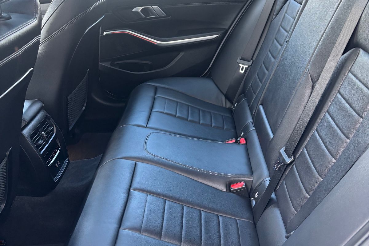 2021 BMW 3 Series 330i M Sport G21
