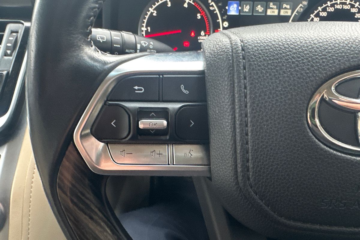 2021 Toyota Landcruiser VX FJA300R