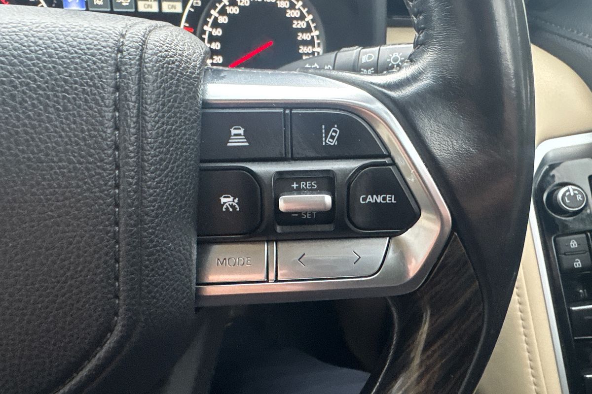 2021 Toyota Landcruiser VX FJA300R