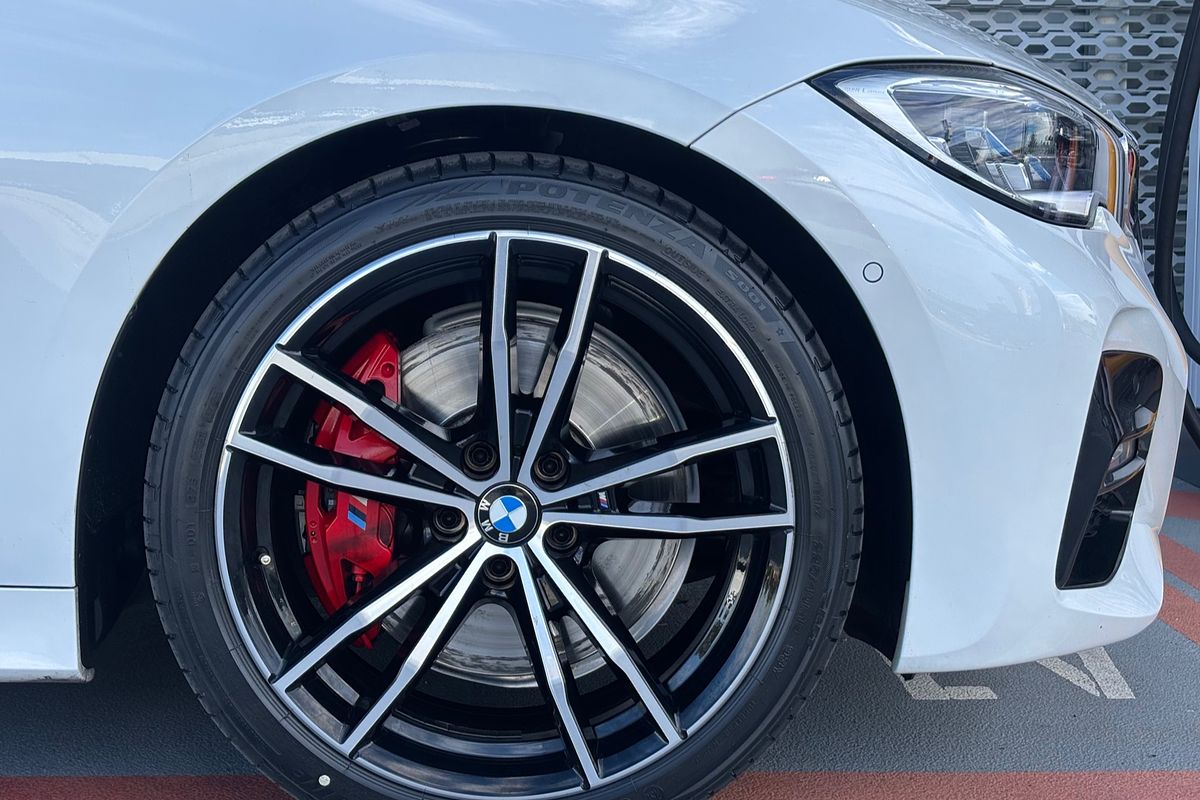2021 BMW 3 Series 330i M Sport G21