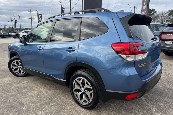 2023 Subaru Forester 2.5i 50 Years Edition S5
