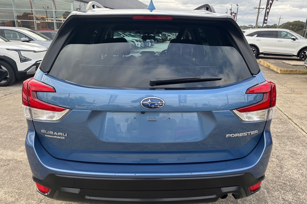 2023 Subaru Forester 2.5i 50 Years Edition S5