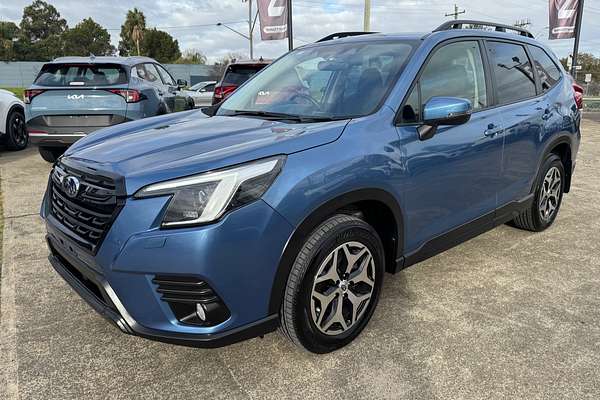 2023 Subaru Forester 2.5i 50 Years Edition S5