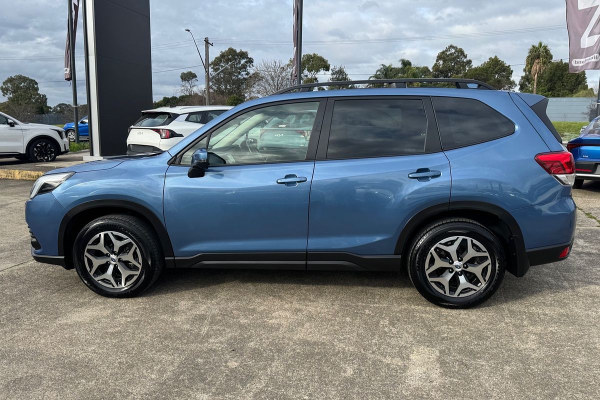 2023 Subaru Forester 2.5i 50 Years Edition S5