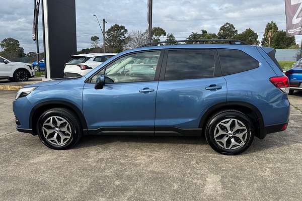 2023 Subaru Forester 2.5i 50 Years Edition S5