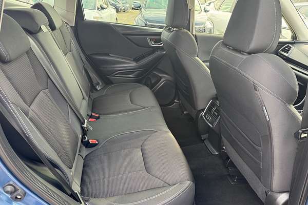 2023 Subaru Forester 2.5i 50 Years Edition S5