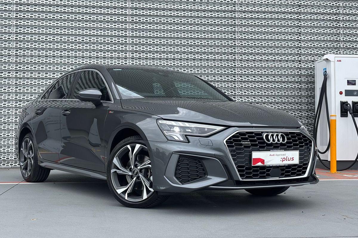 2023 Audi A3 40 TFSI S line GY
