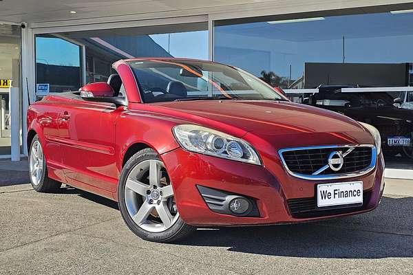 2010 Volvo C70 T5