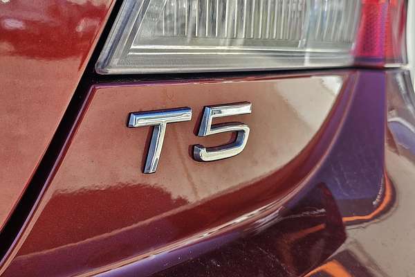 2010 Volvo C70 T5