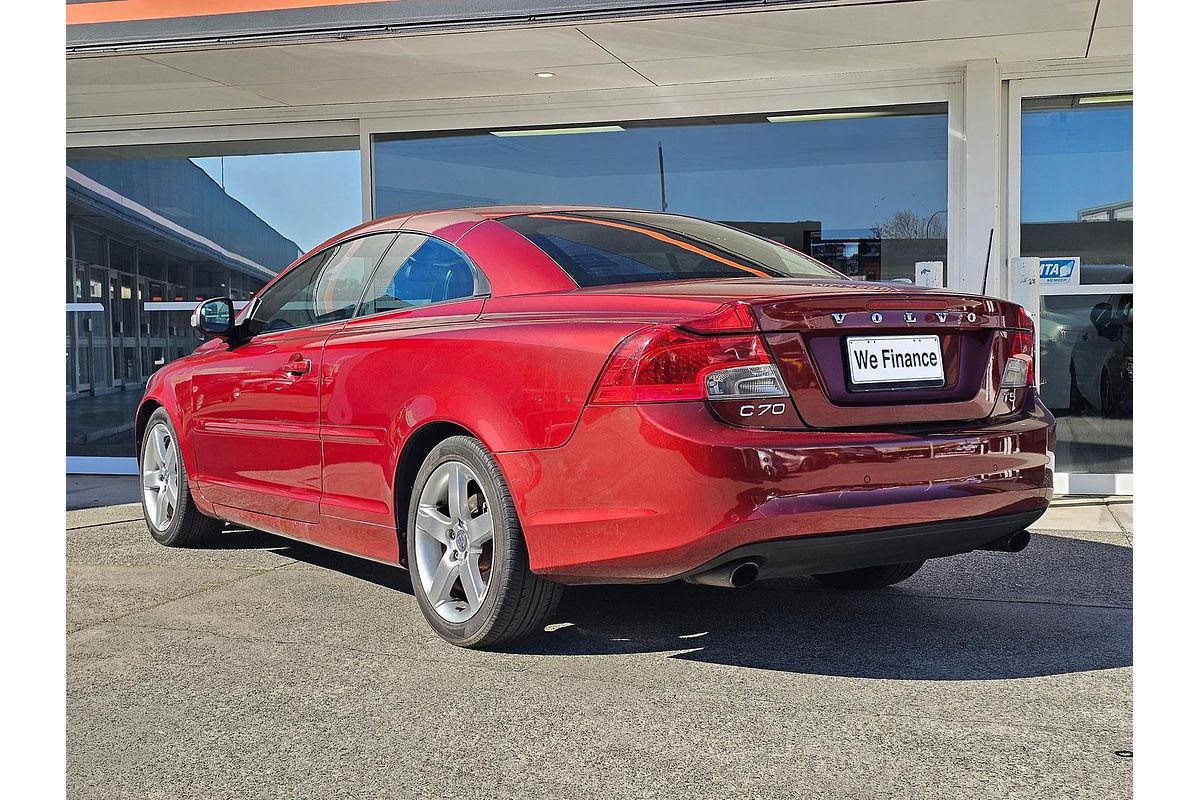 2010 Volvo C70 T5