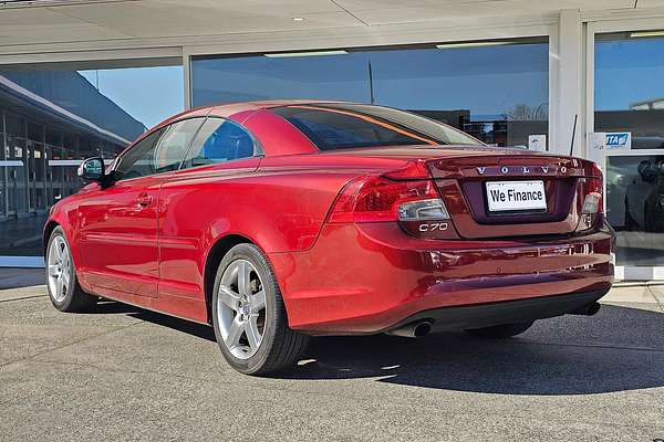 2010 Volvo C70 T5
