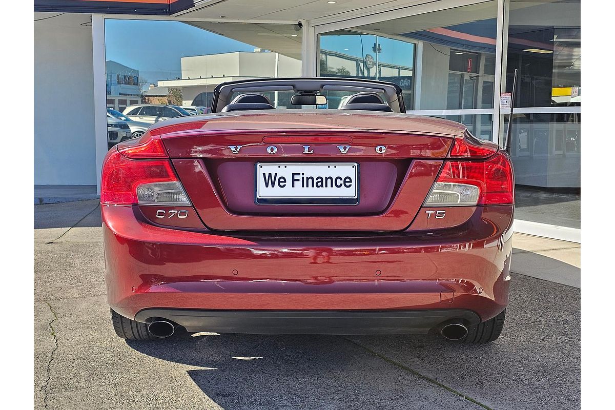 2010 Volvo C70 T5