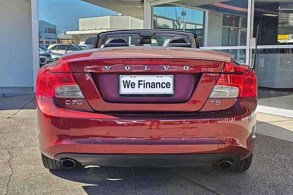2010 Volvo C70 T5
