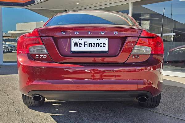 2010 Volvo C70 T5
