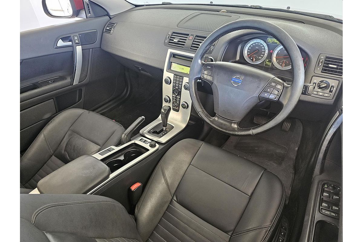 2010 Volvo C70 T5