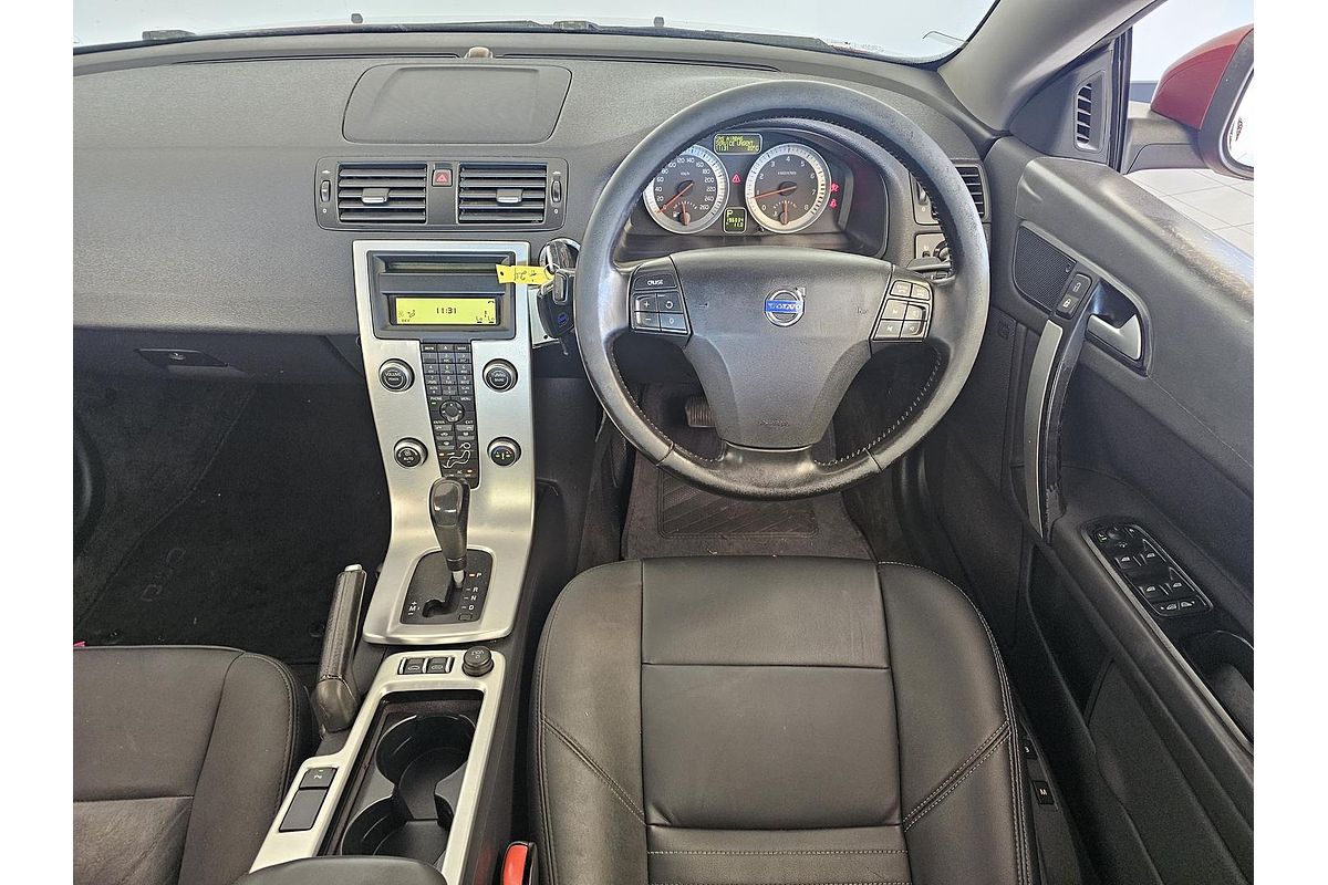 2010 Volvo C70 T5