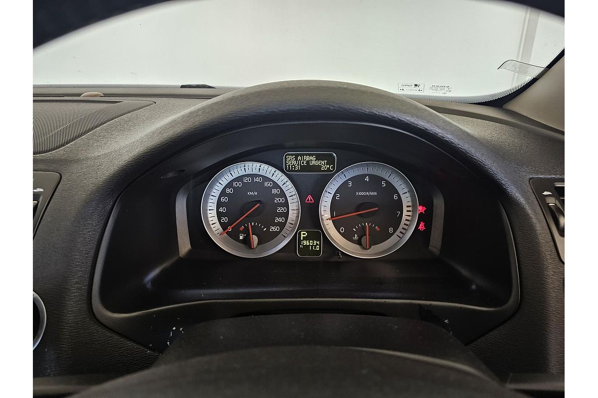 2010 Volvo C70 T5