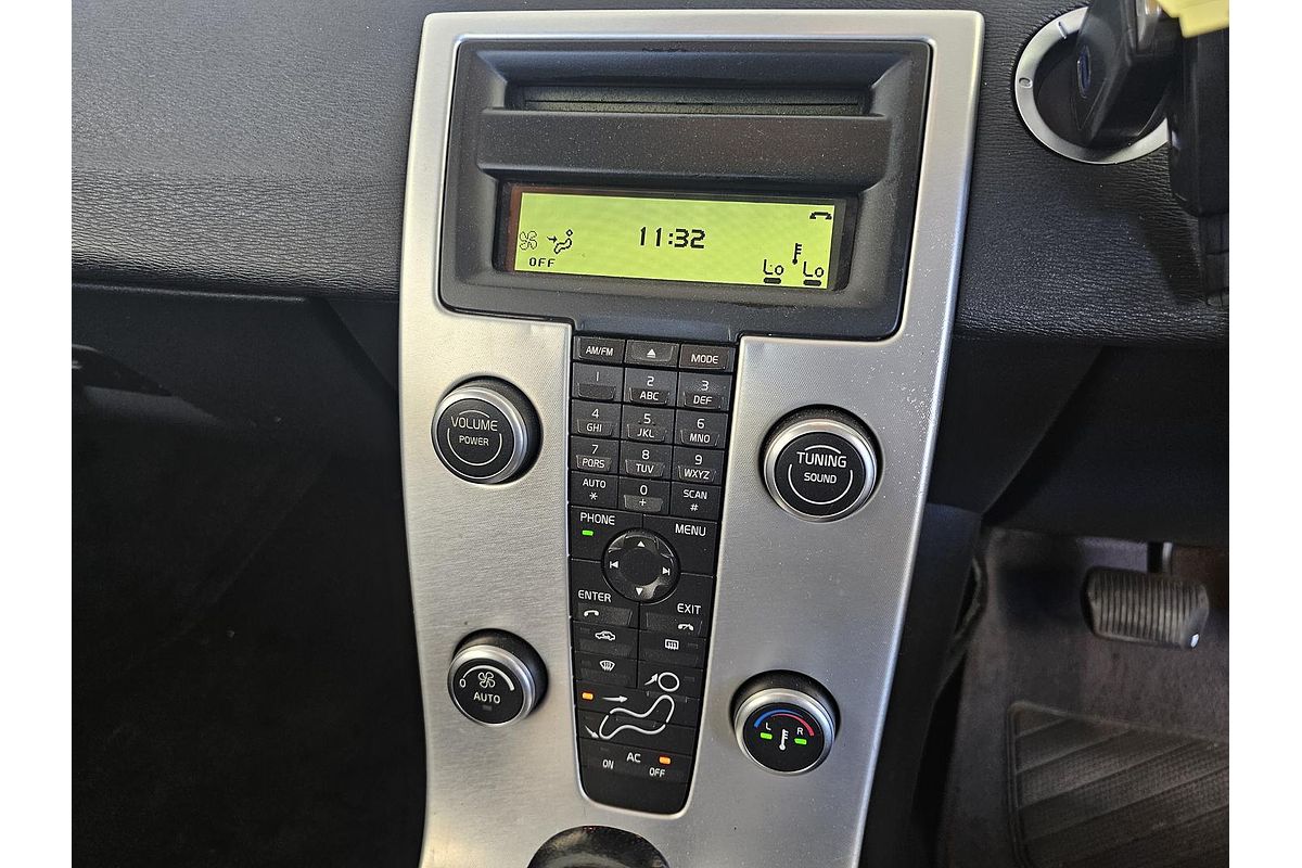 2010 Volvo C70 T5