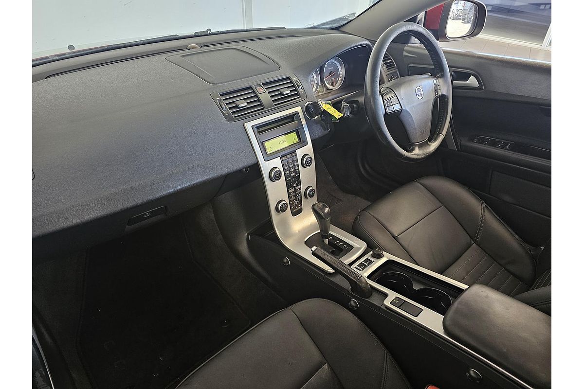 2010 Volvo C70 T5