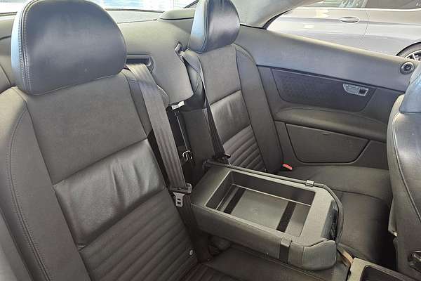 2010 Volvo C70 T5