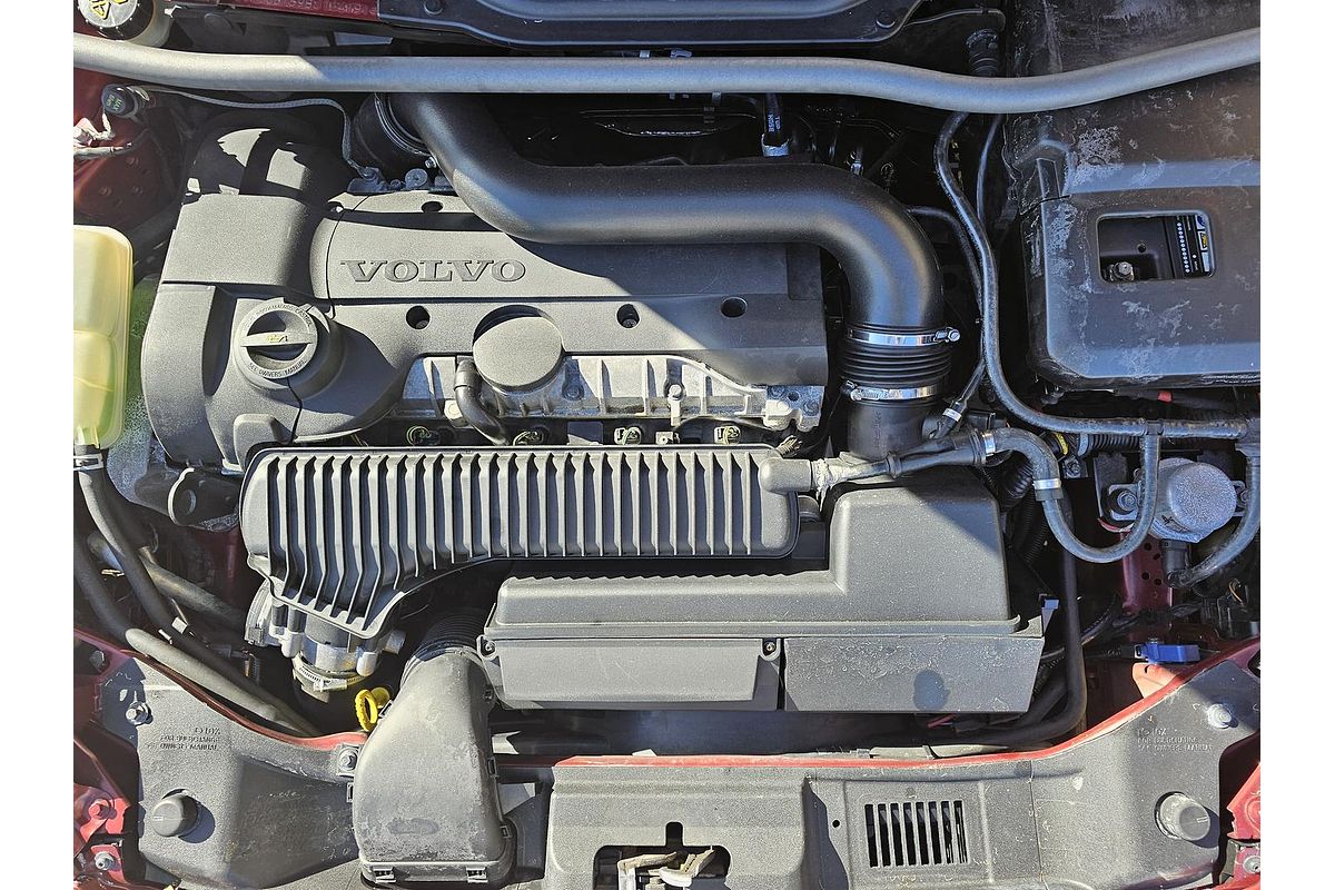 2010 Volvo C70 T5