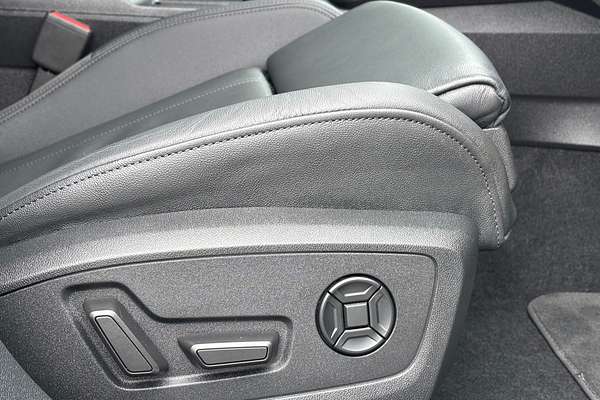 2023 Audi A3 40 TFSI S line GY