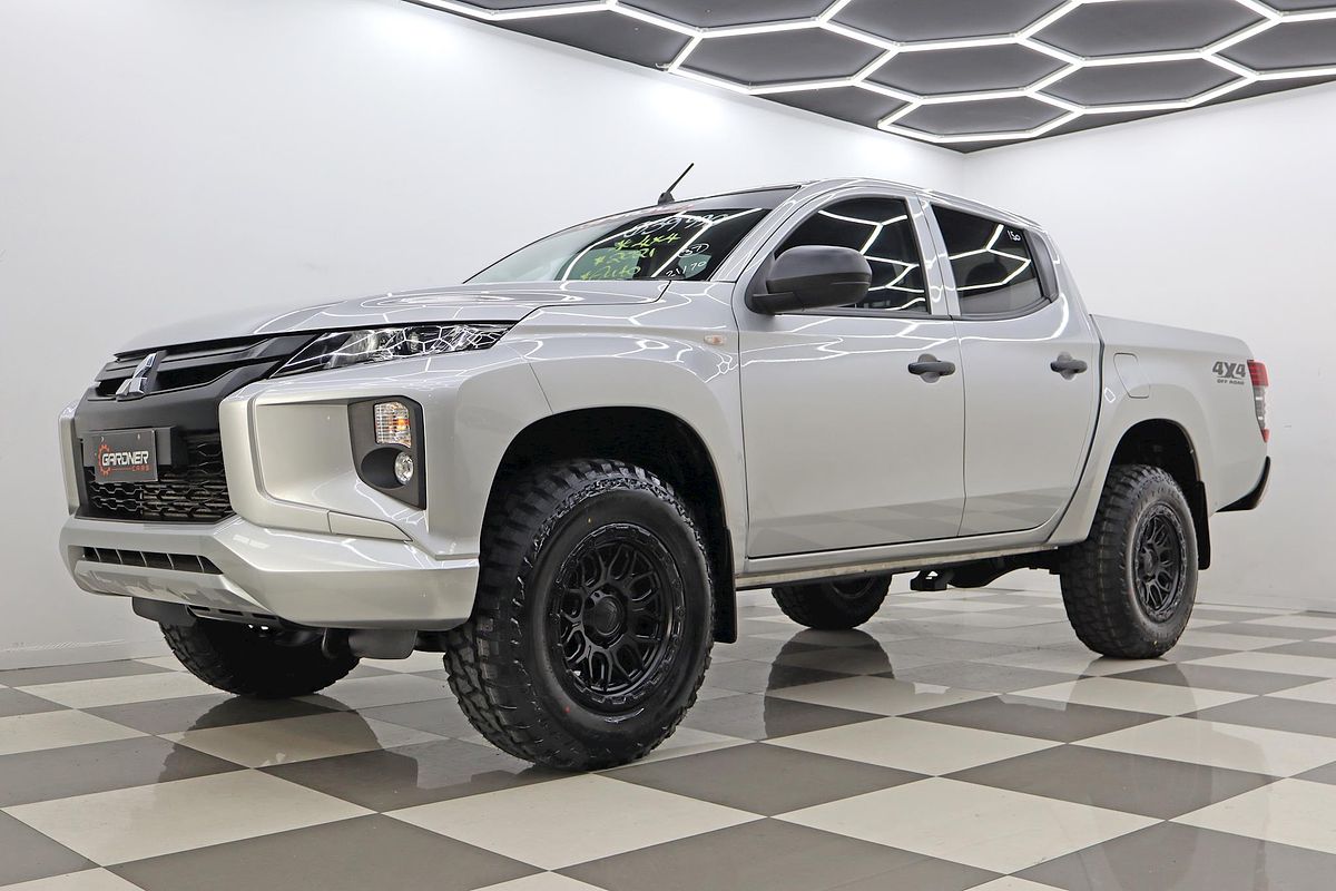 2021 Mitsubishi Triton GLX MR 4X4