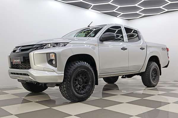2021 Mitsubishi Triton GLX MR 4X4
