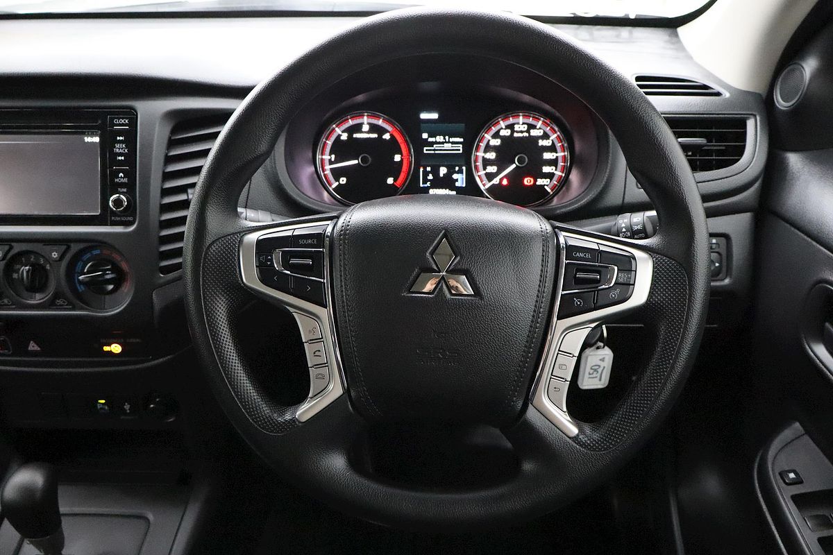 2021 Mitsubishi Triton GLX MR 4X4