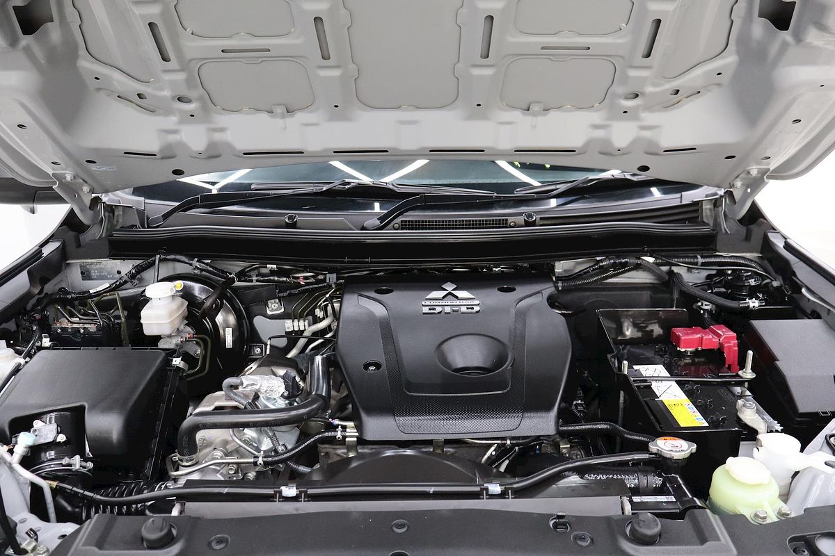 2021 Mitsubishi Triton GLX MR 4X4