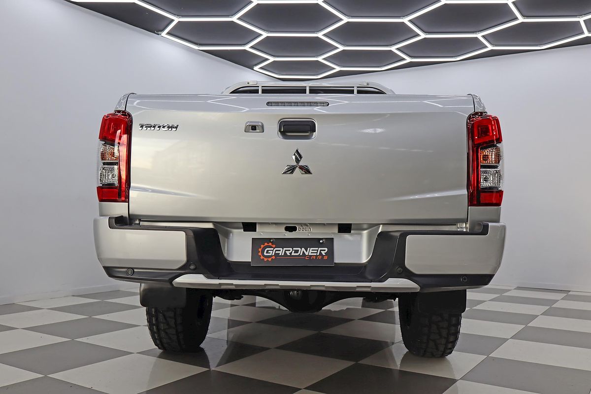2021 Mitsubishi Triton GLX MR 4X4