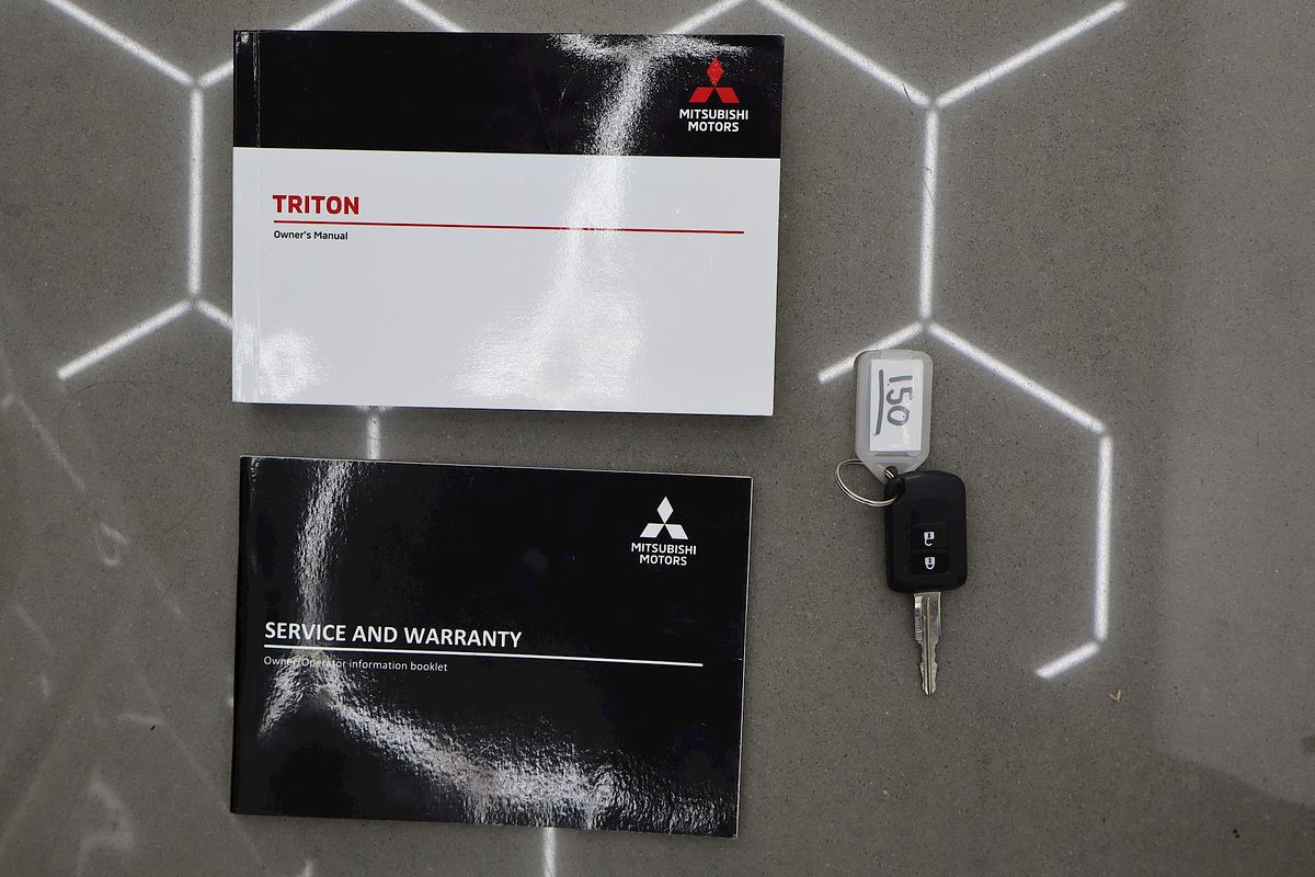 2021 Mitsubishi Triton GLX MR 4X4