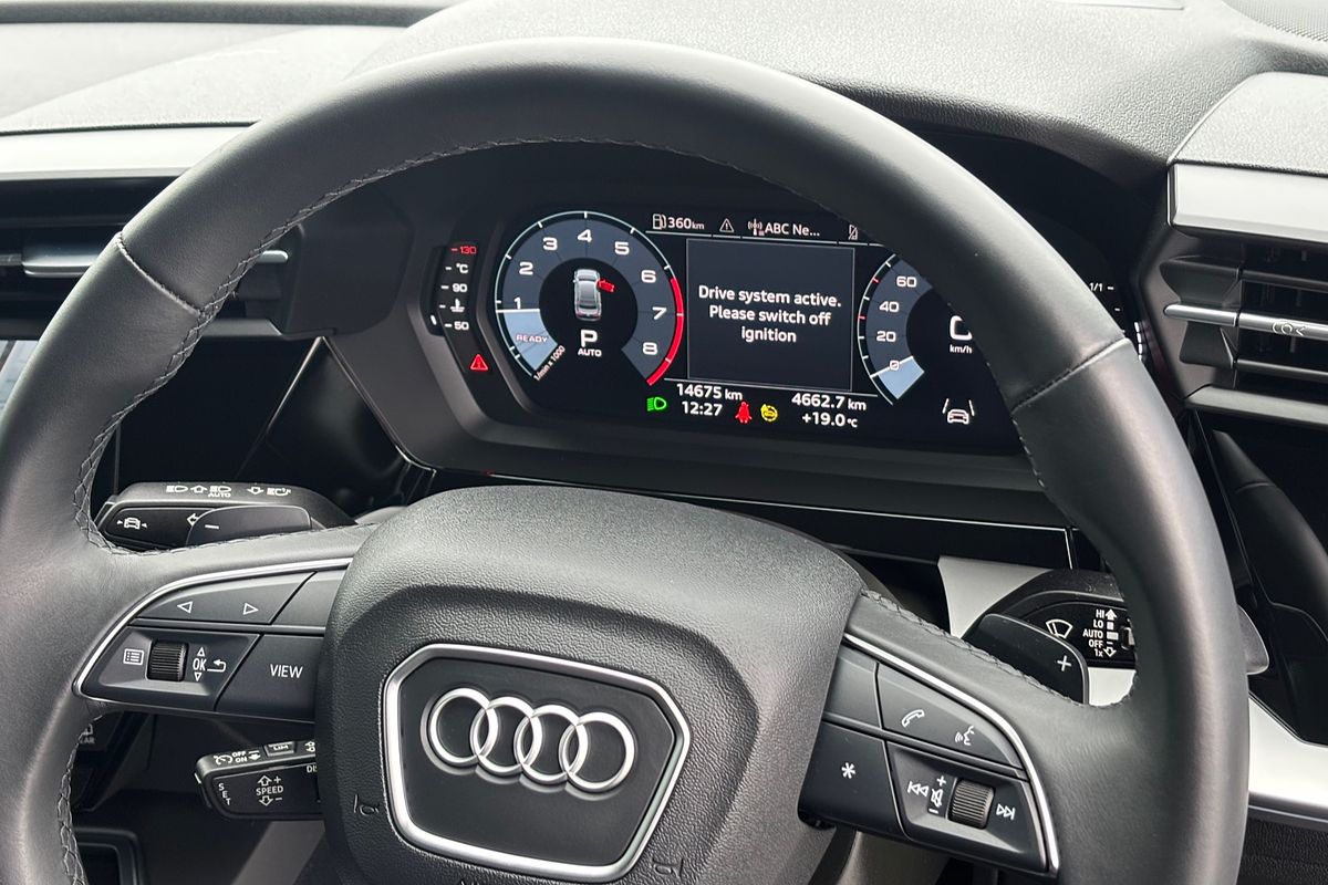 2023 Audi A3 40 TFSI S line GY