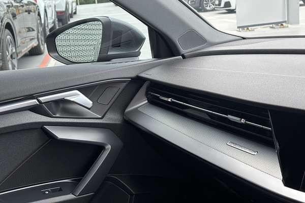 2023 Audi A3 40 TFSI S line GY