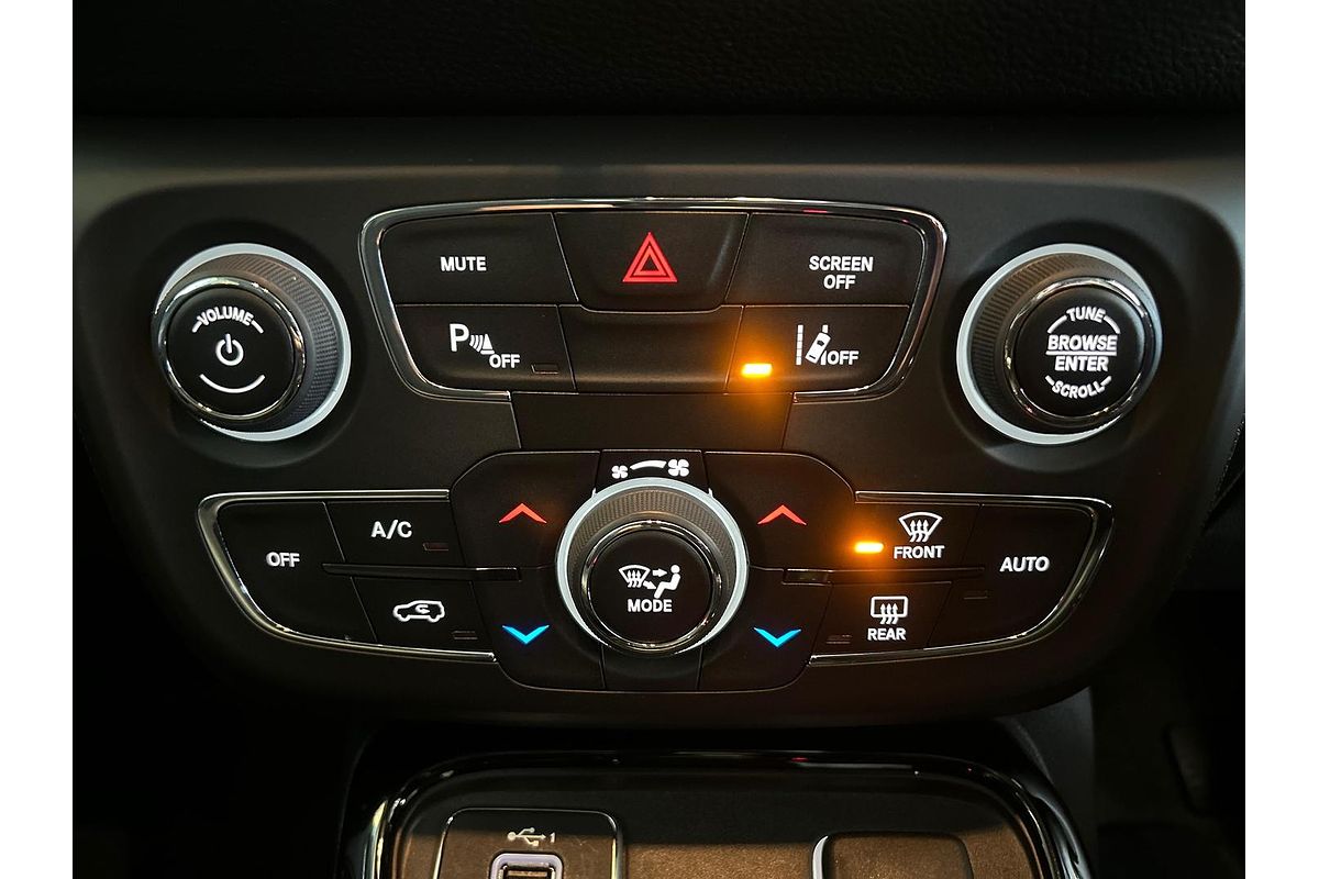 2020 Jeep Compass Night Eagle M6