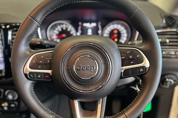 2020 Jeep Compass Night Eagle M6