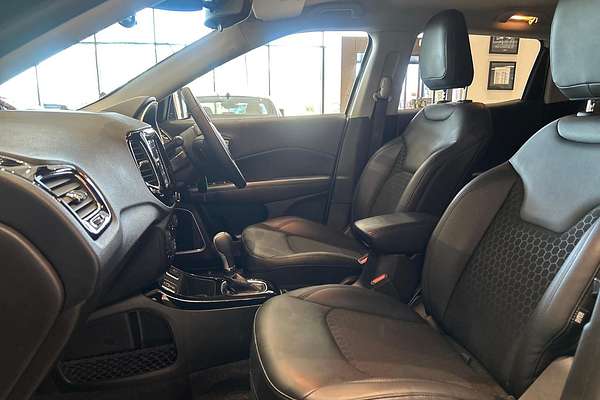 2020 Jeep Compass Night Eagle M6